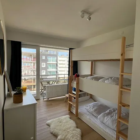 Cozy With A Top Location *